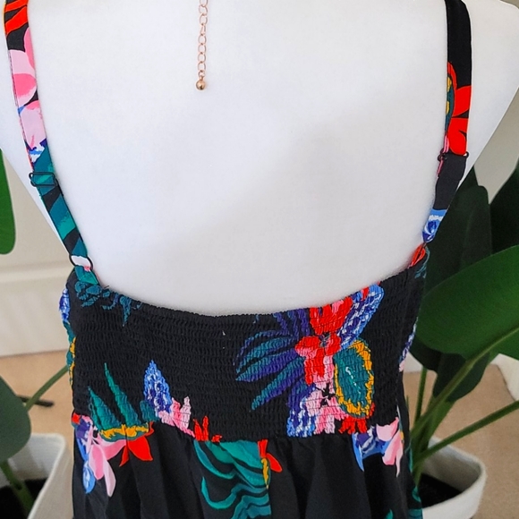 Old Navy - 4x - Tropical Sundress - Picture 2 of 4